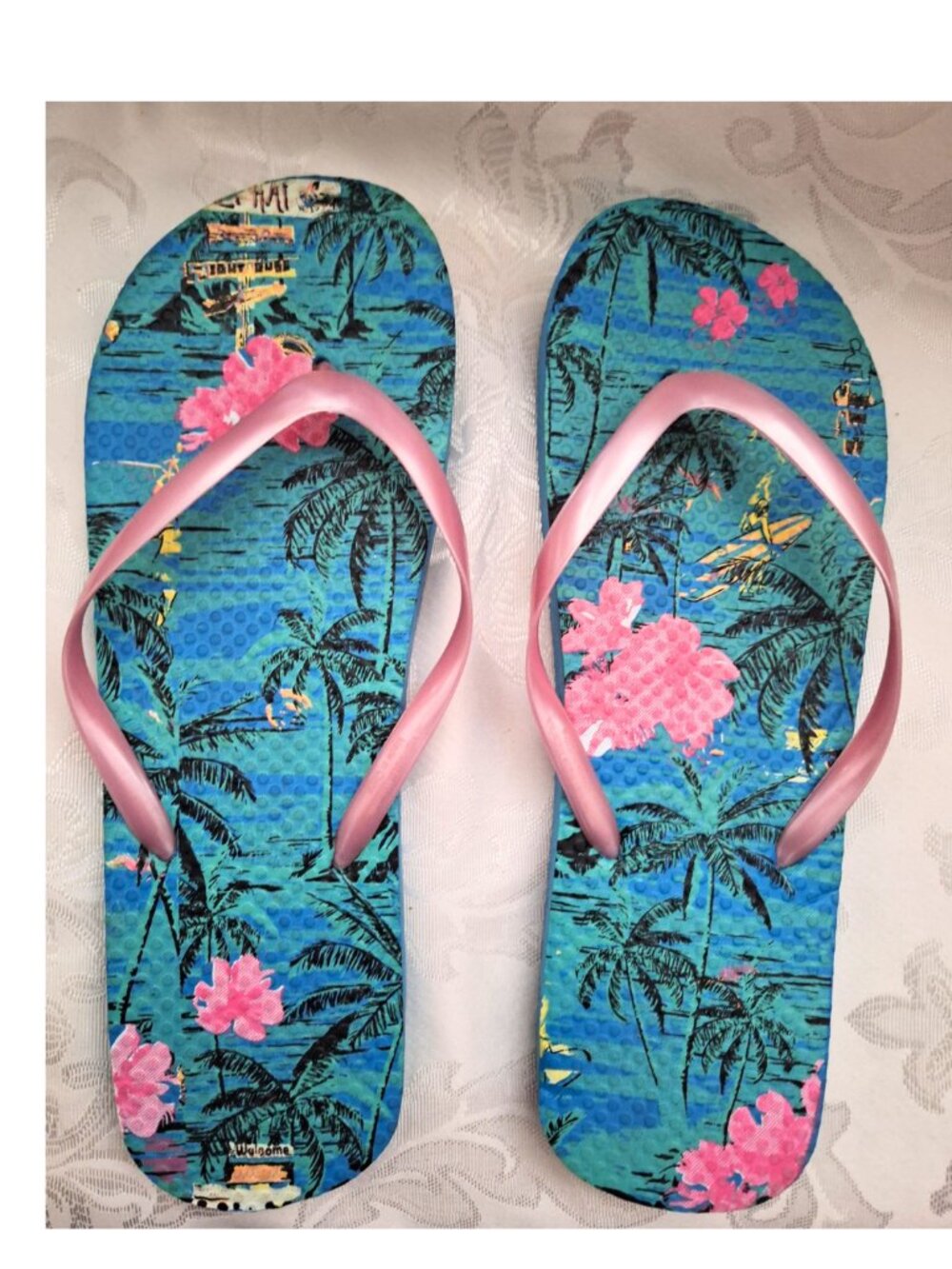 Tropical Flip Flops NEW Size 9/10 Beach Pool House Slipper Spa Sauna Backyard